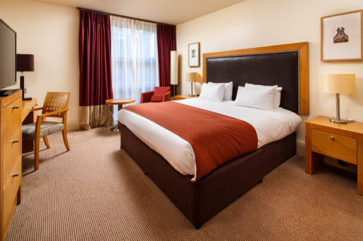 Holiday Inn Dumfries standard double room